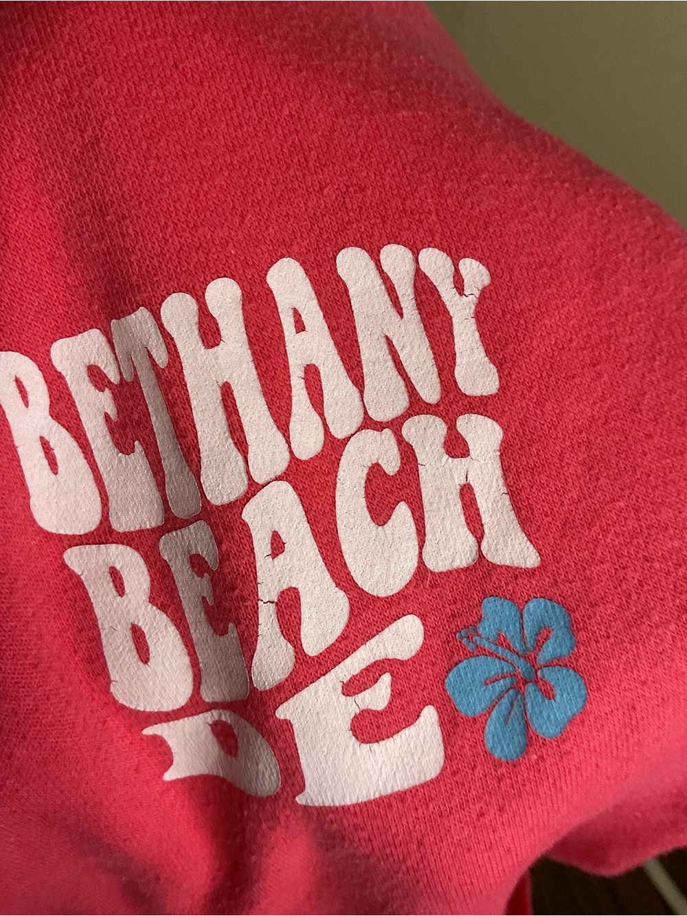 Bethany Beach Vibe Pink Graphic Tee PTP 18 length 22